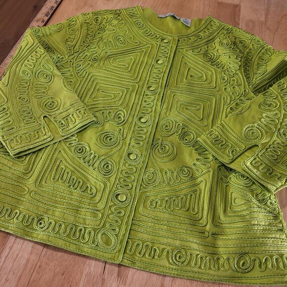 Joni B. Vintage Green Piped Button Front Long Sleeve Embellished 19" P2P - Picture 3 of 13